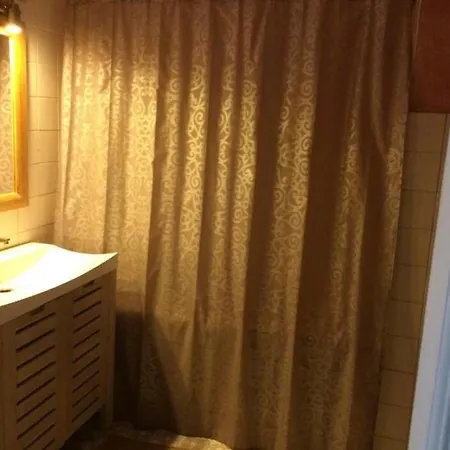 Great And Light Private In The Heart Of Frühstückspension
