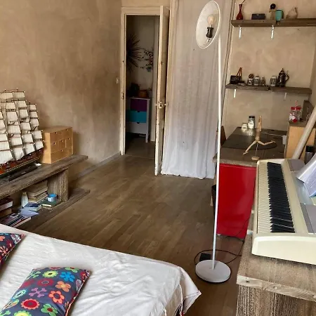 Bed & Breakfast Great And Light Private In The Heart Of *