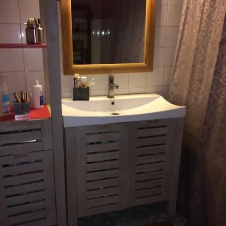 Great And Light Private In The Heart Of Frühstückspension Nizza