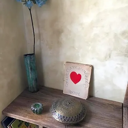 Bed & Breakfast Great And Light Private In The Heart Of *