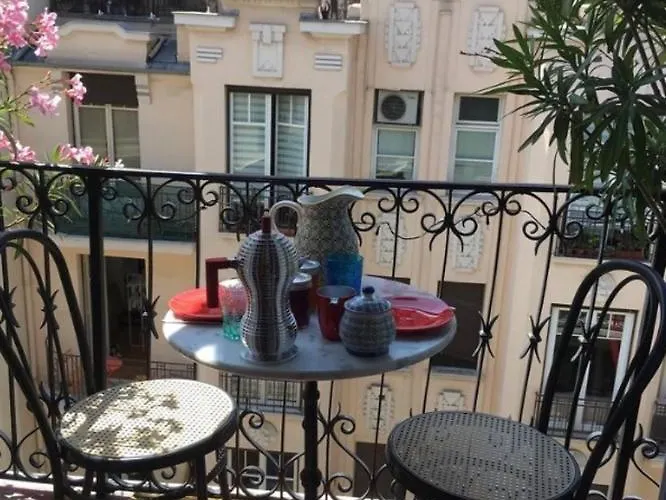 Great And Light Private In The Heart Of فندق مبيت وإفطار